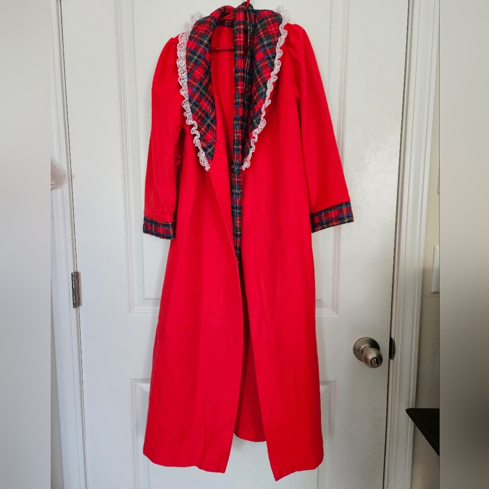 Vintage Jackies Girls Red Plaid Fleece Housecoat With Tie